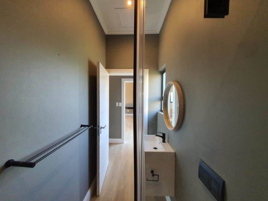 4 Bedroom Property for Sale in Palm Lakes Estate KwaZulu-Natal