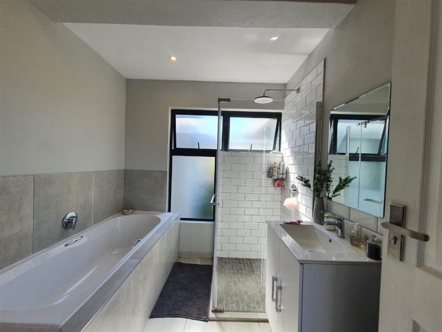4 Bedroom Property for Sale in Palm Lakes Estate KwaZulu-Natal