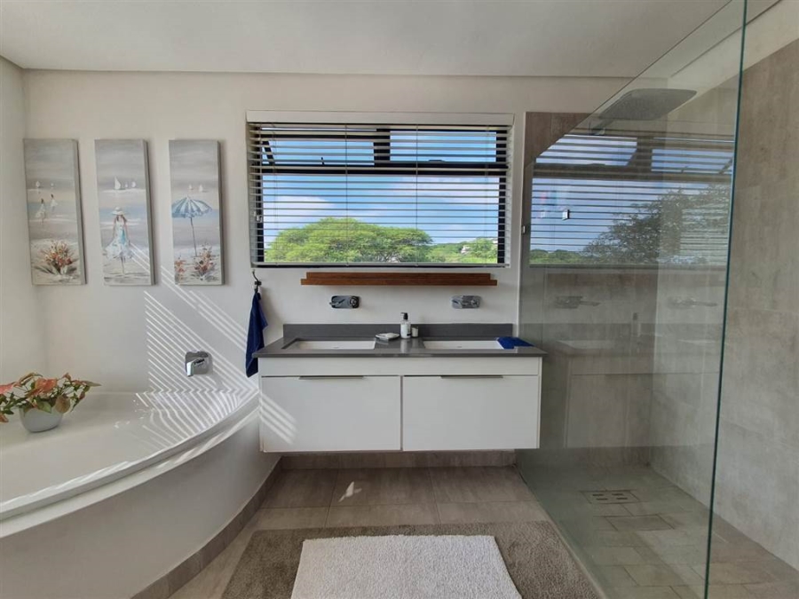 3 Bedroom Property for Sale in Palm Lakes Estate KwaZulu-Natal