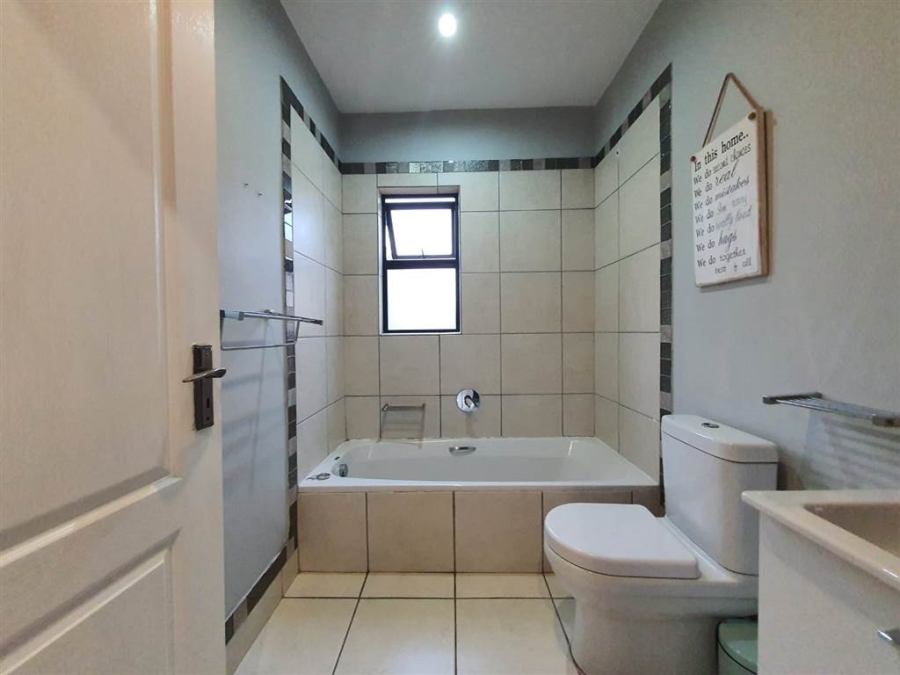 3 Bedroom Property for Sale in Palm Lakes Estate KwaZulu-Natal