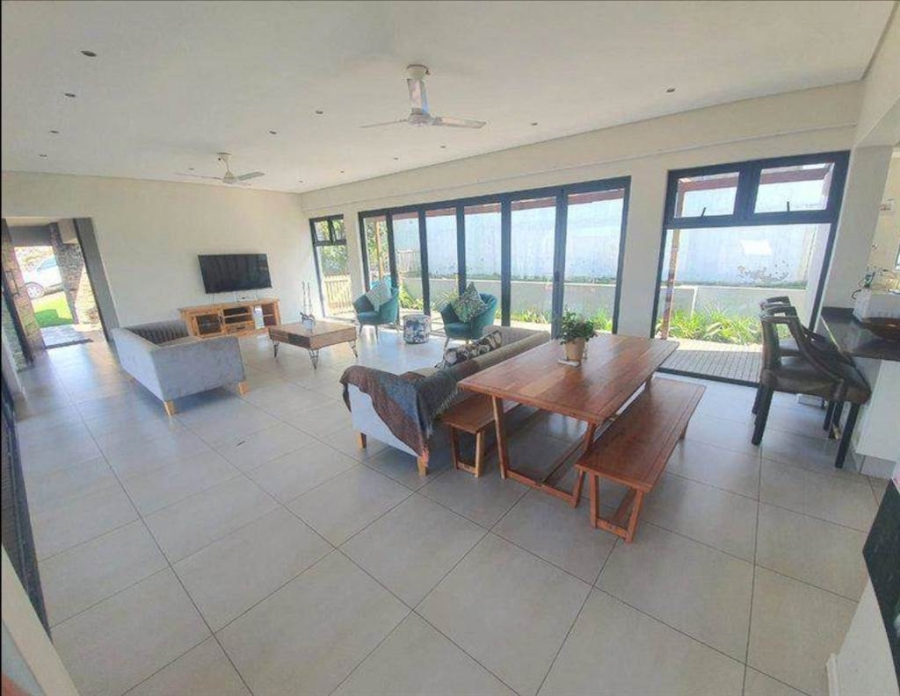 3 Bedroom Property for Sale in Palm Lakes Estate KwaZulu-Natal