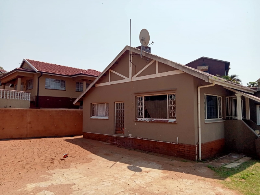 Room for rent in Woodlands KwaZulu-Natal. Listed by PropertyCentral