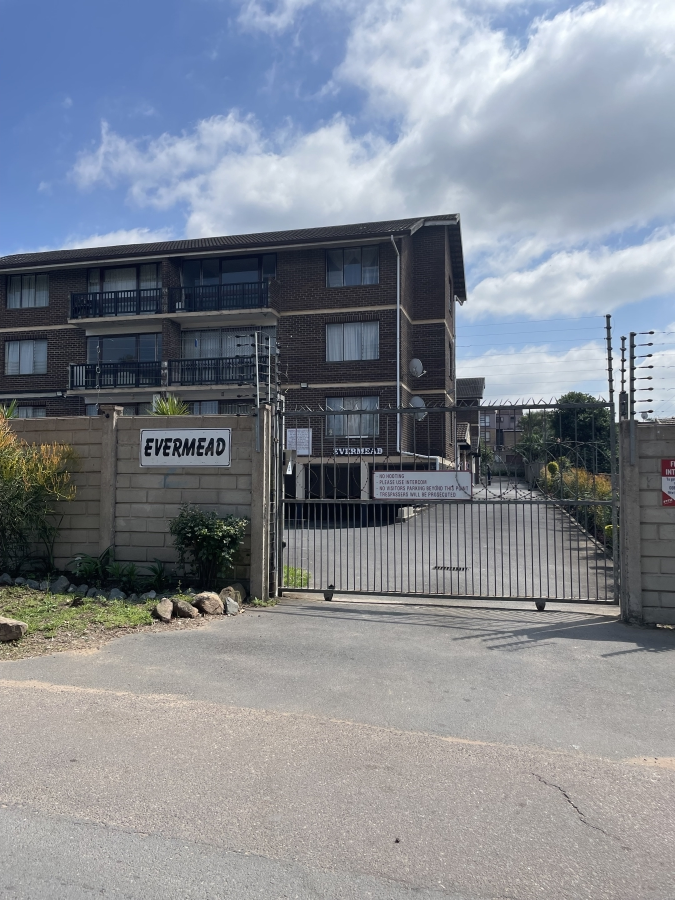1 Bedroom Property for Sale in Fields Hill KwaZulu-Natal