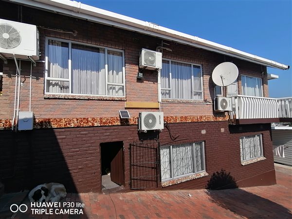 5 Bedroom Property for Sale in Kenville KwaZulu-Natal