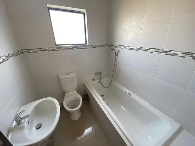 2 Bedroom Property for Sale in Winklespruit KwaZulu-Natal