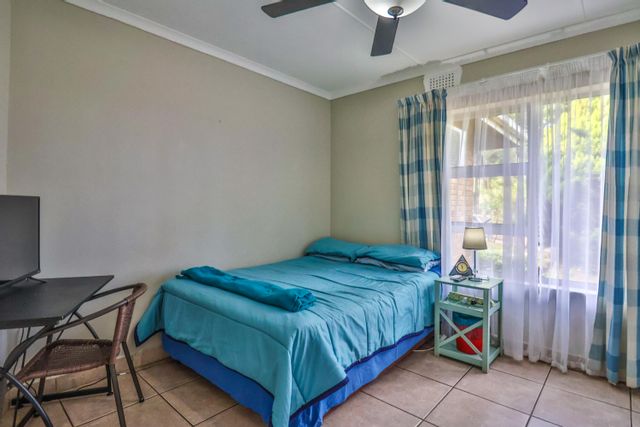 3 Bedroom Property for Sale in Amanzimtoti KwaZulu-Natal