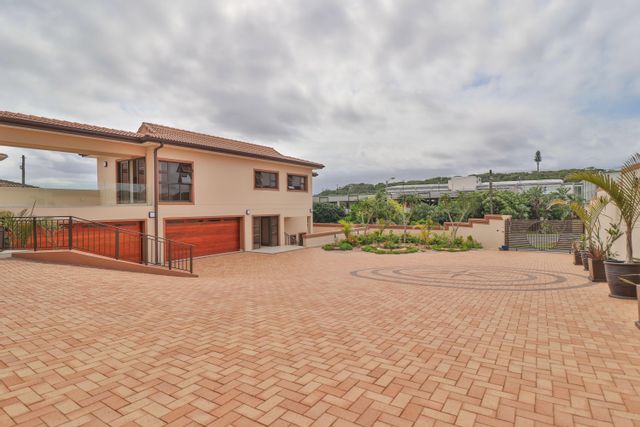 4 Bedroom Property for Sale in Amanzimtoti KwaZulu-Natal