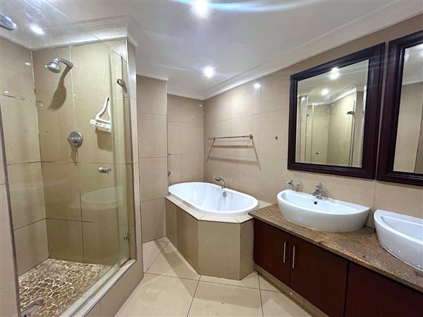 2 Bedroom Property for Sale in Point Waterfront KwaZulu-Natal