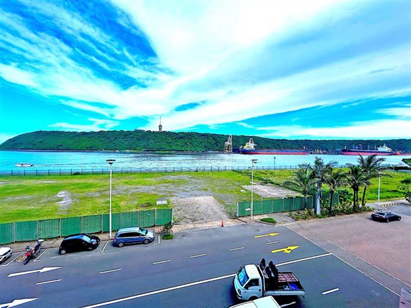 2 Bedroom Property for Sale in Point Waterfront KwaZulu-Natal