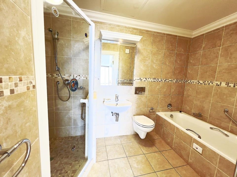 2 Bedroom Property for Sale in Bothas Hill KwaZulu-Natal