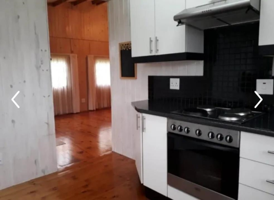 To Let 3 Bedroom Property for Rent in Monteseel KwaZulu-Natal