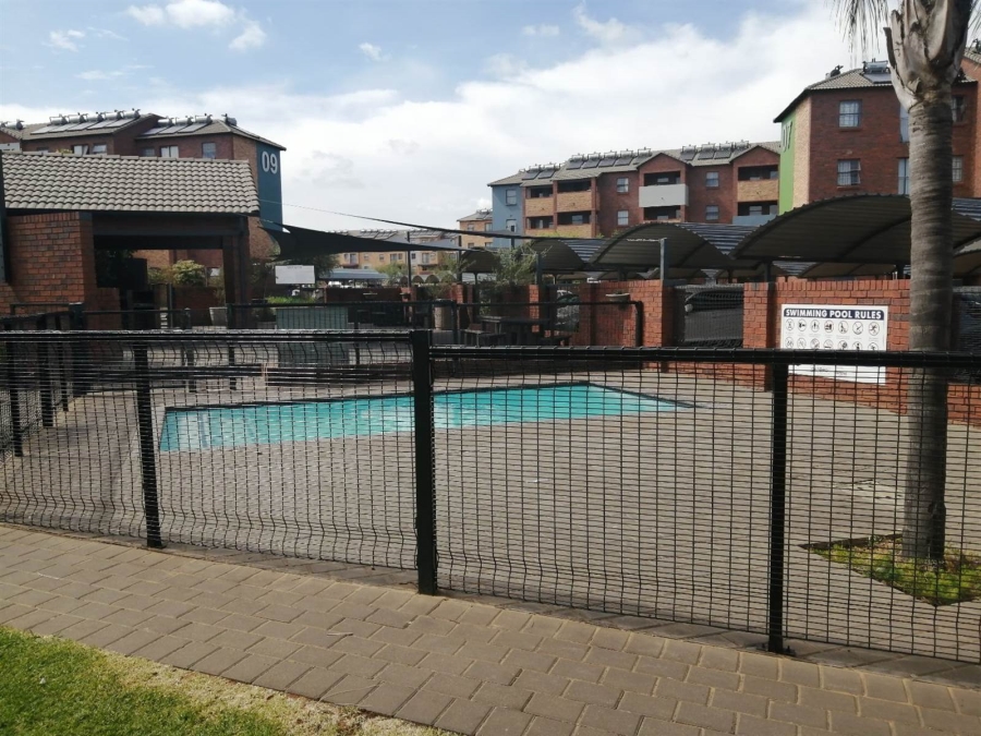 To Let 3 Bedroom Property for Rent in Monteseel KwaZulu-Natal