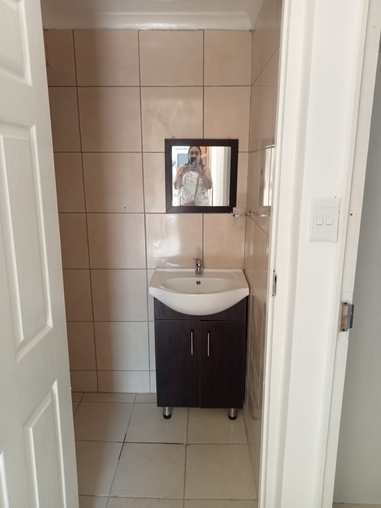 To Let 2 Bedroom Property for Rent in Durban Central KwaZulu-Natal