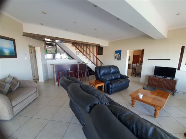 4 Bedroom Property for Sale in Tugela Mouth KwaZulu-Natal