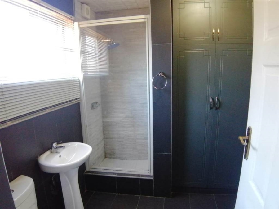 4 Bedroom Property for Sale in Athlone KwaZulu-Natal