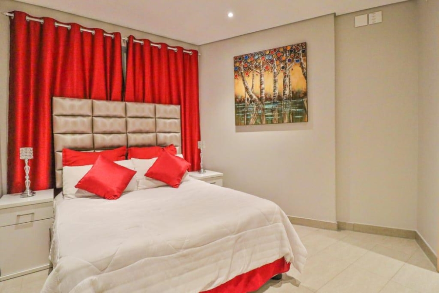 2 Bedroom Property for Sale in Umhlanga Rocks KwaZulu-Natal