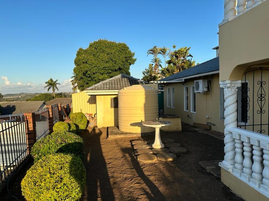 5 Bedroom Property for Sale in Brindhaven KwaZulu-Natal