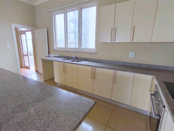 To Let 3 Bedroom Property for Rent in Point Waterfront KwaZulu-Natal