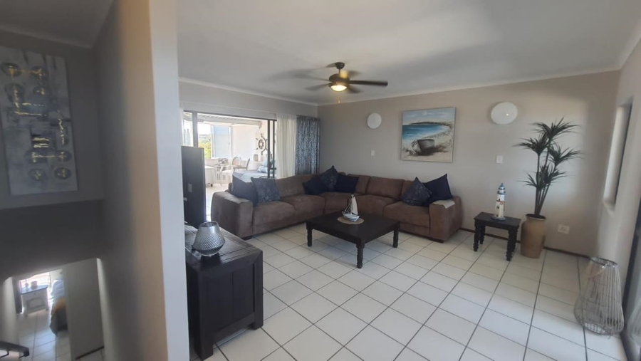4 Bedroom Property for Sale in Manaba Beach KwaZulu-Natal