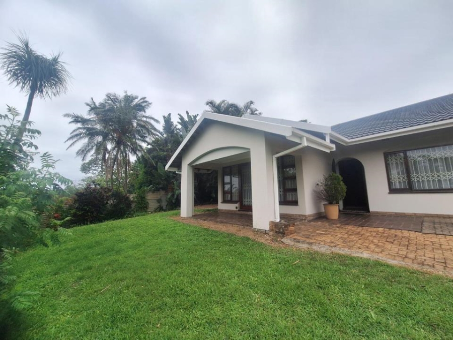 5 Bedroom Property for Sale in Uvongo KwaZulu-Natal