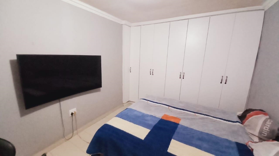 2 Bedroom Property for Sale in Sunford KwaZulu-Natal