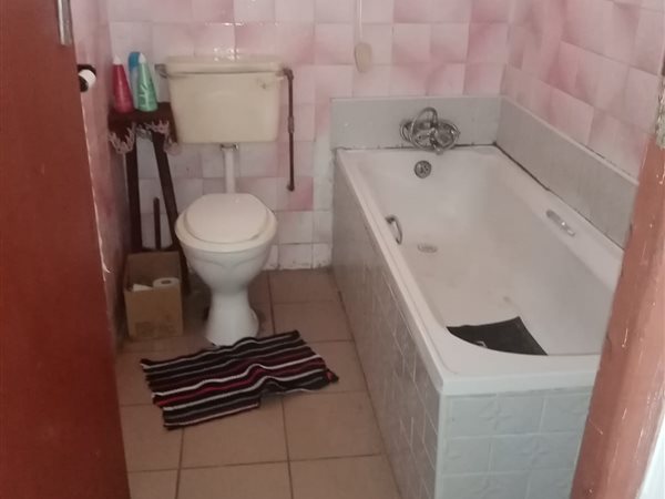 3 Bedroom Property for Sale in Savannah Park KwaZulu-Natal