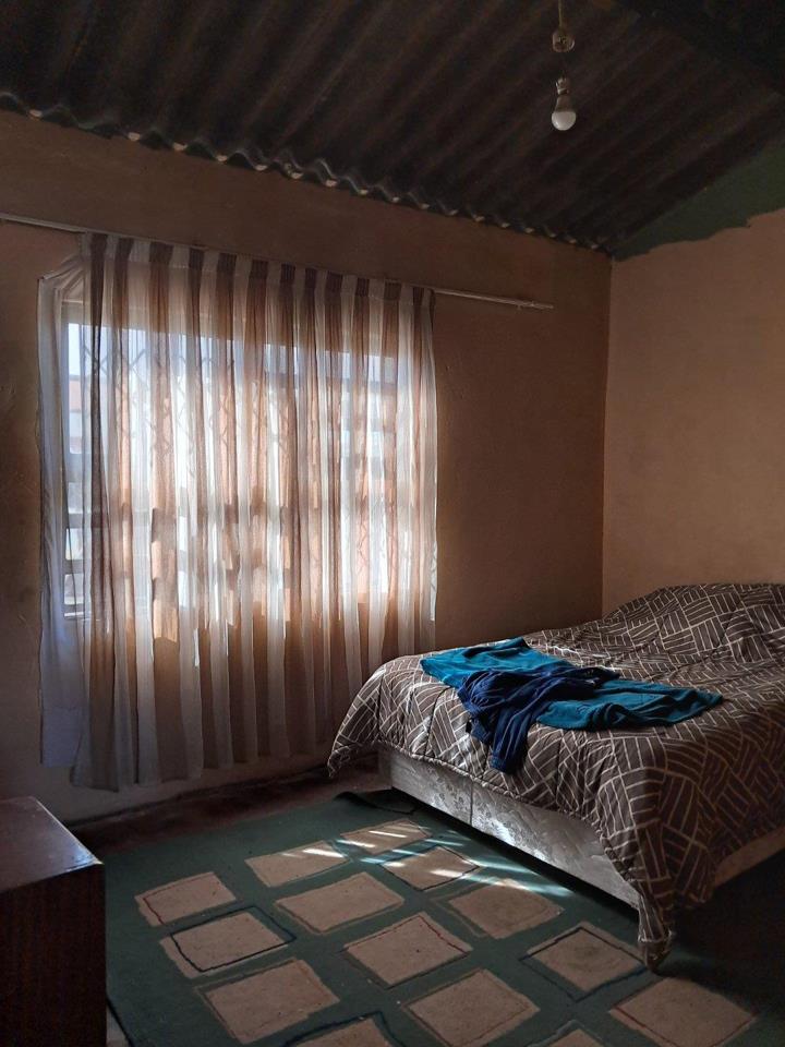 2 Bedroom Property for Sale in Ezakheni A KwaZulu-Natal