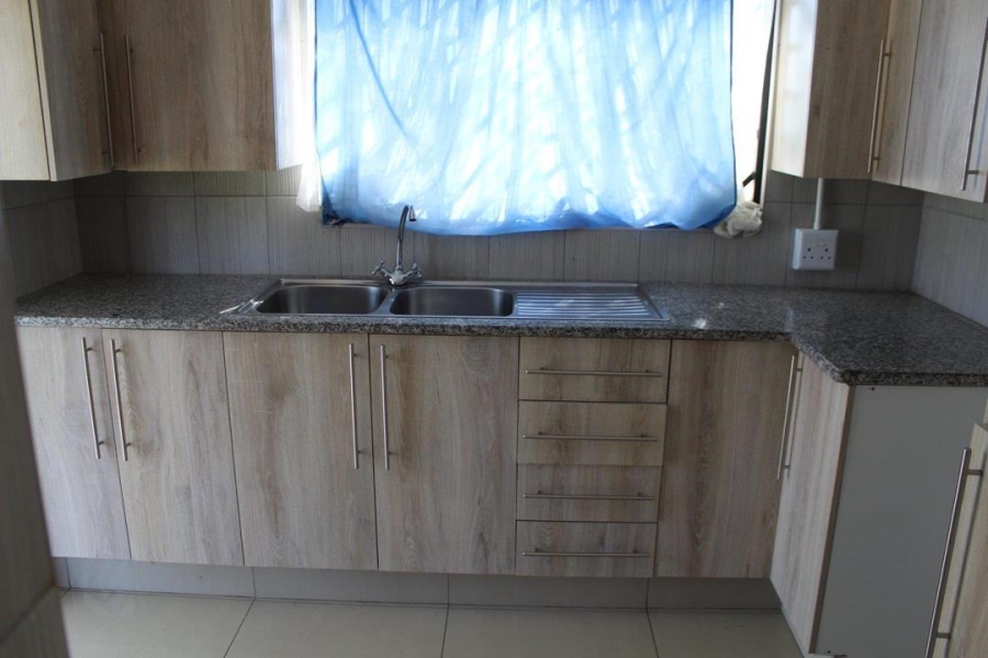 3 Bedroom Property for Sale in Colenso KwaZulu-Natal