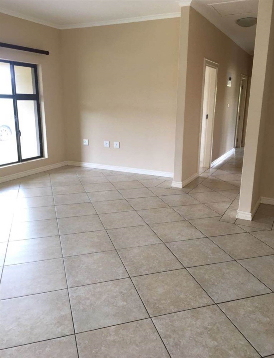 3 Bedroom Property for Sale in Westbrook KwaZulu-Natal