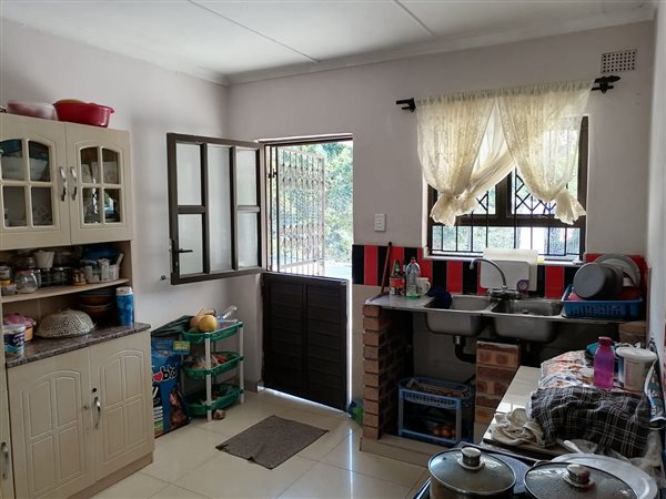 3 Bedroom Property for Sale in Savannah Park KwaZulu-Natal