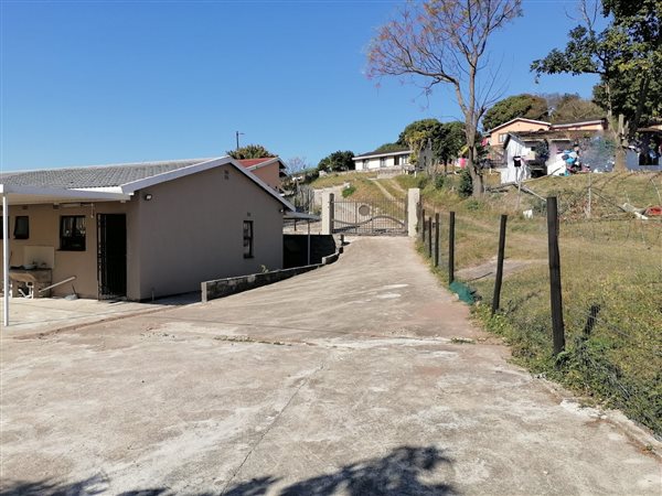 3 Bedroom Property for Sale in Savannah Park KwaZulu-Natal