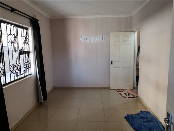 3 Bedroom Property for Sale in Savannah Park KwaZulu-Natal