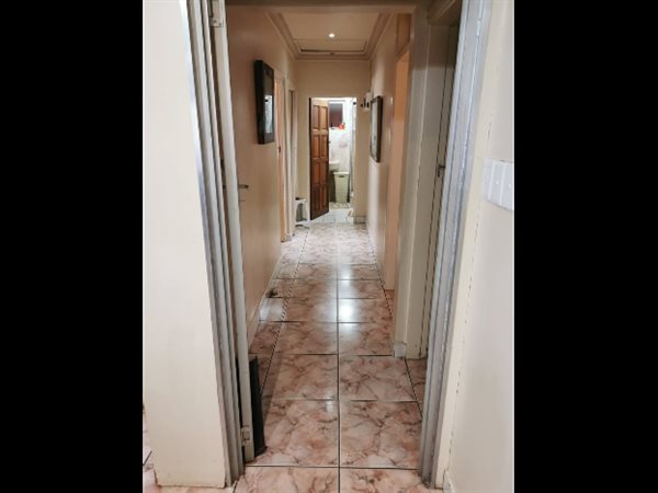 4 Bedroom Property for Sale in Mobeni KwaZulu-Natal