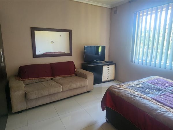 6 Bedroom Property for Sale in Nagina KwaZulu-Natal