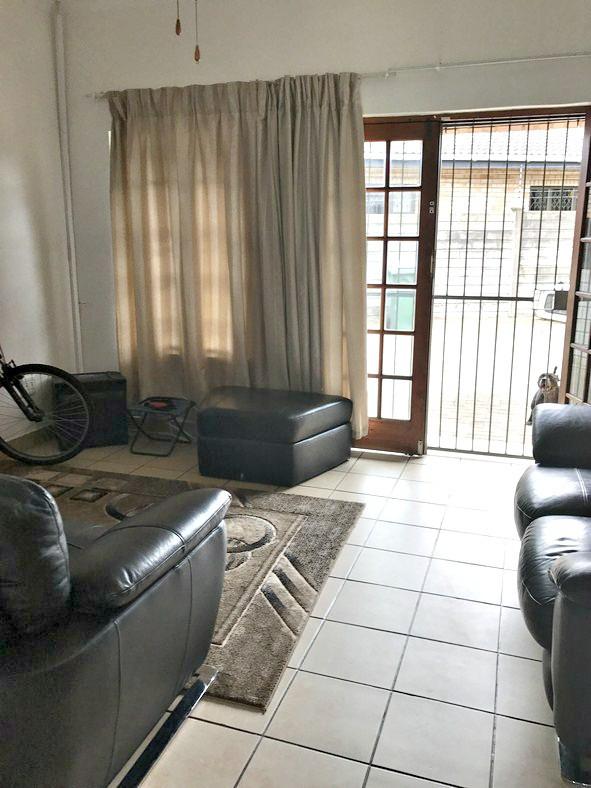 5 Bedroom Property for Sale in Birdswood KwaZulu-Natal