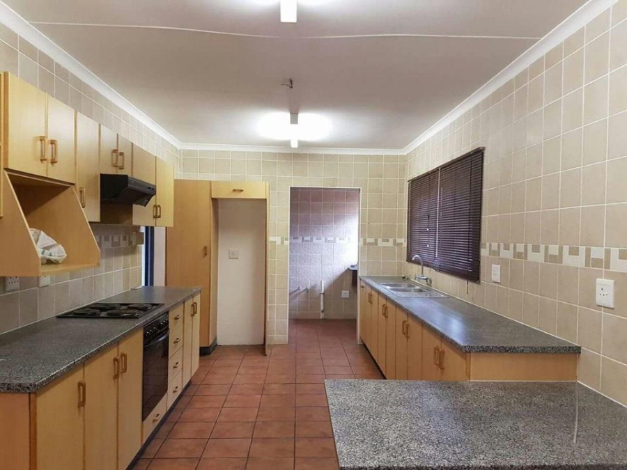 5 Bedroom Property for Sale in Birdswood KwaZulu-Natal