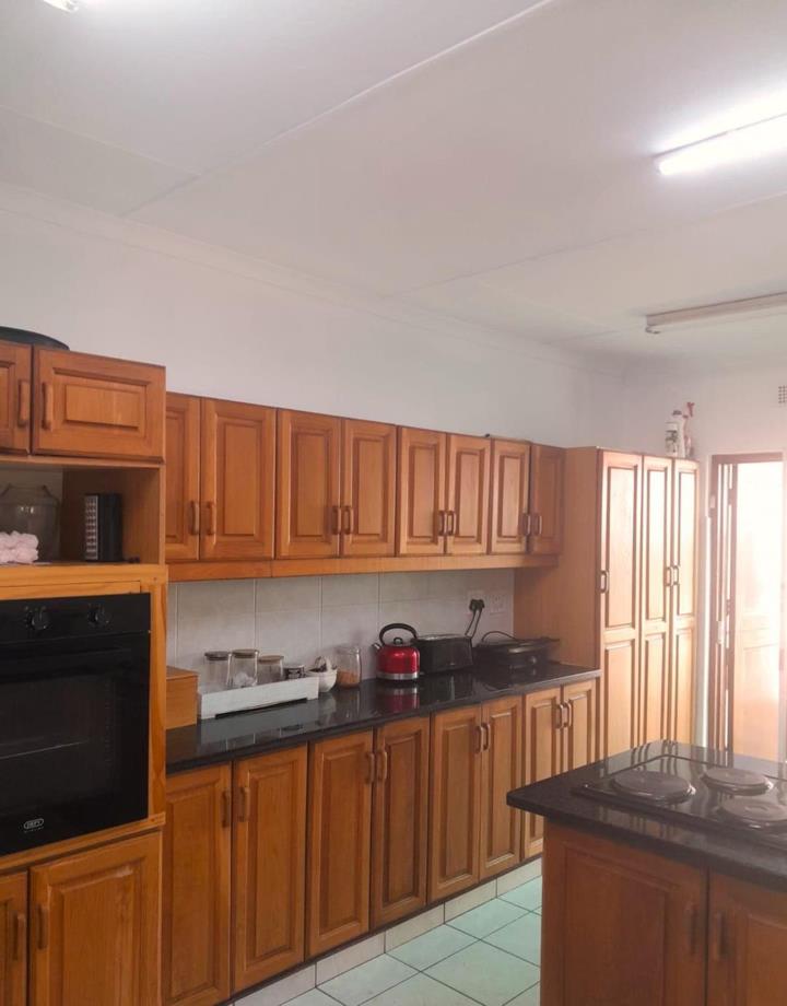 4 Bedroom Property for Sale in Meer En See KwaZulu-Natal