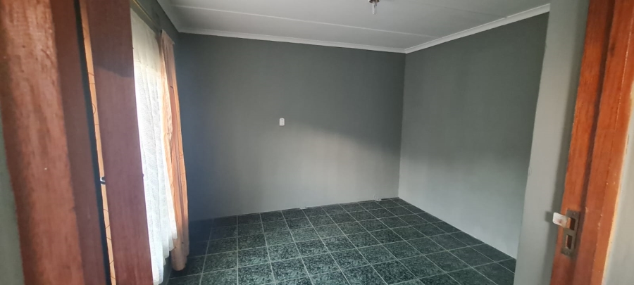 To Let 1 Bedroom Property for Rent in Parlock KwaZulu-Natal