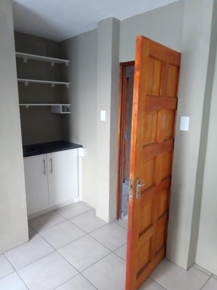 To Let 0 Bedroom Property for Rent in Berea West KwaZulu-Natal