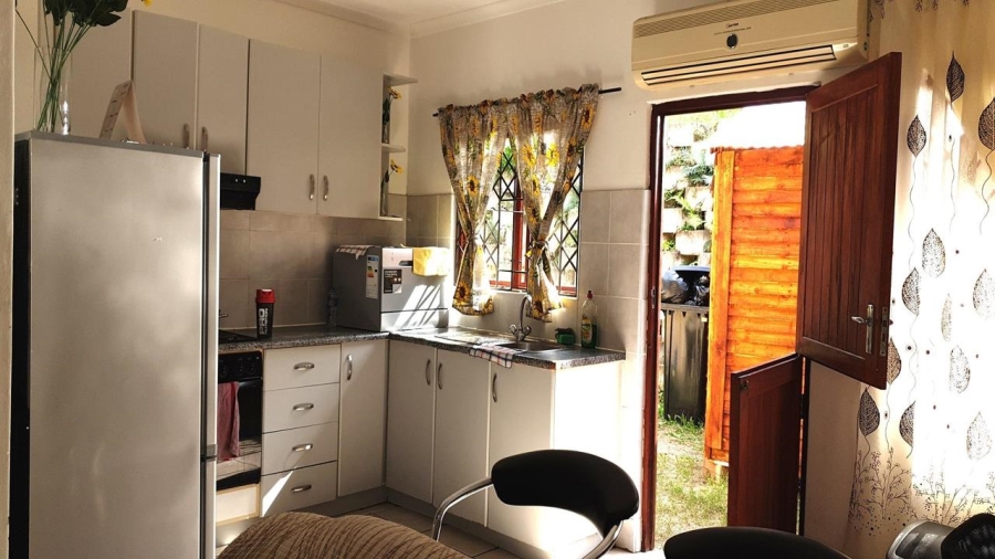 To Let 3 Bedroom Property for Rent in Sherwood KwaZulu-Natal