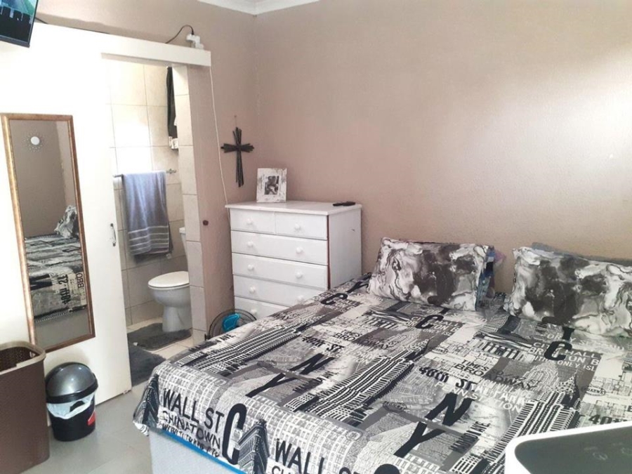 3 Bedroom Property for Sale in Amanzimtoti KwaZulu-Natal