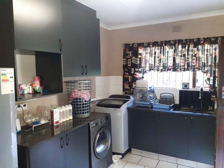 3 Bedroom Property for Sale in Amanzimtoti KwaZulu-Natal