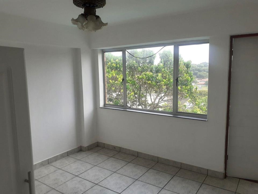 2 Bedroom Property for Sale in Amanzimtoti KwaZulu-Natal