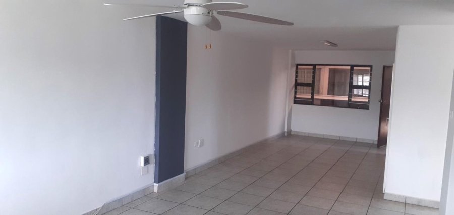 2 Bedroom Property for Sale in Amanzimtoti KwaZulu-Natal