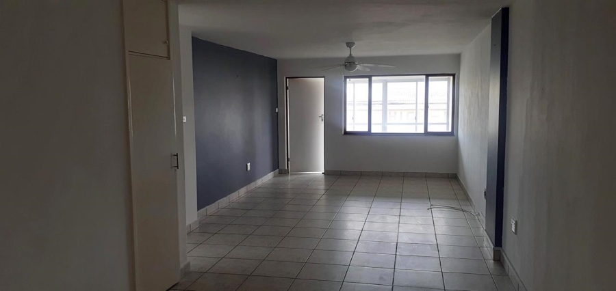 2 Bedroom Property for Sale in Amanzimtoti KwaZulu-Natal