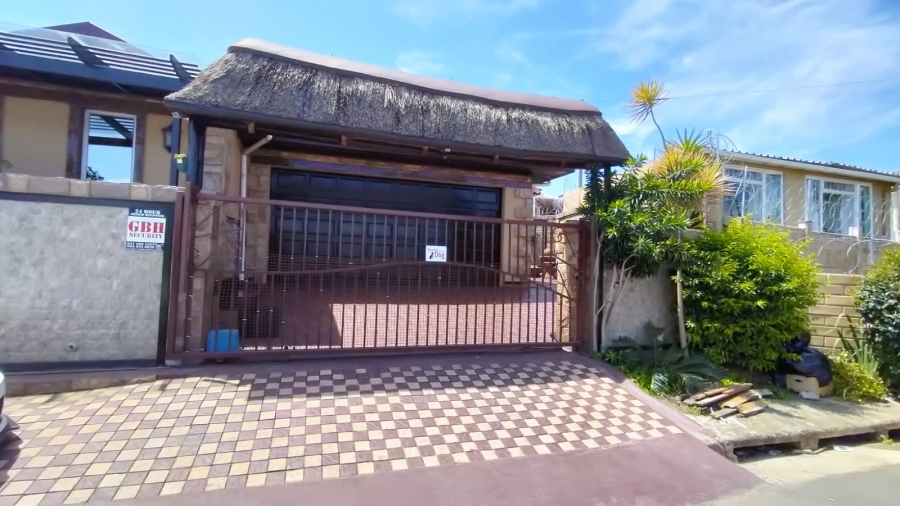 4 Bedroom Property for Sale in Woodview KwaZulu-Natal