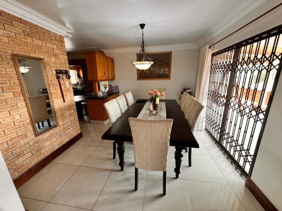 6 Bedroom Property for Sale in Centenary Park KwaZulu-Natal