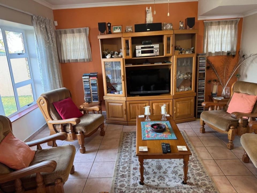 4 Bedroom Property for Sale in Somerset Park KwaZulu-Natal