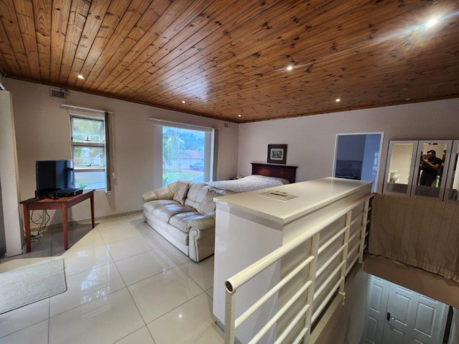 5 Bedroom Property for Sale in Prestondale KwaZulu-Natal