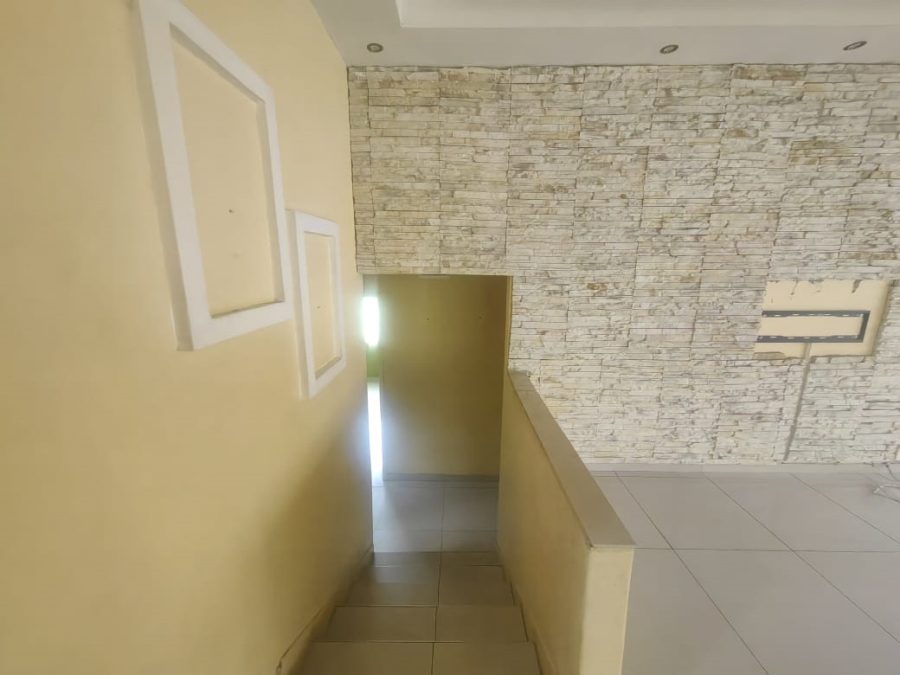 3 Bedroom Property for Sale in Woodlands KwaZulu-Natal